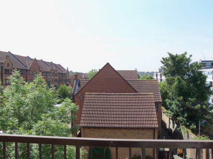 Amsterdam Road
