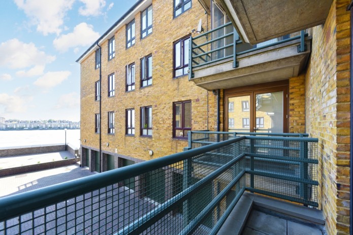 Duke Shore Wharf , E14