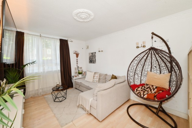 Nairn Street, London, E14 - Photo 1