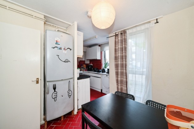 Nairn Street, London, E14 - Photo 12