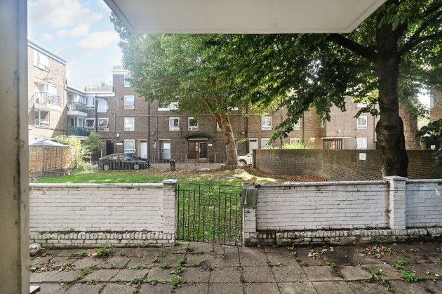 Nairn Street, London, E14 - Photo 13