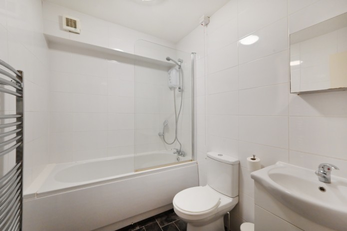 Amsterdam Road E14 3JB