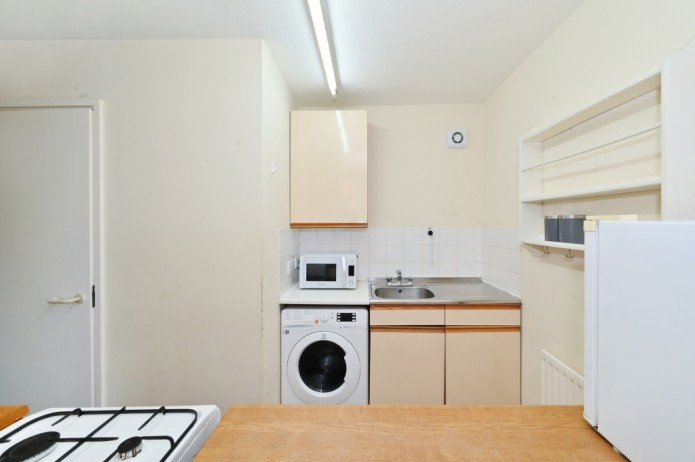Amsterdam Road E14 3JB