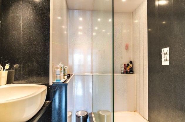 Knighthead Point E14 8SR, London, E14 - Photo 5