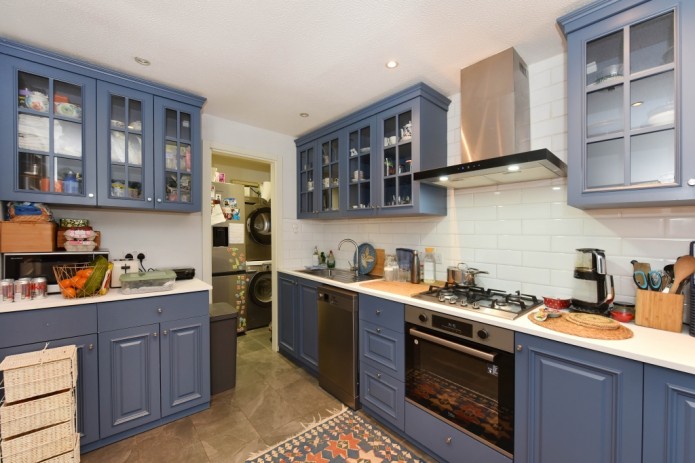 Rotterdam drive, London.