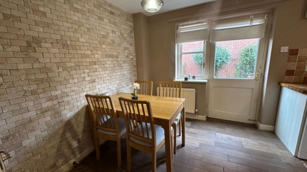 Dingle Gardens, London, E14 - Photo 3