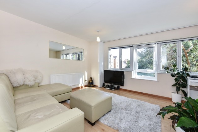 Amsterdam Road, Isle Of Dogs, London, E14 - Photo 5