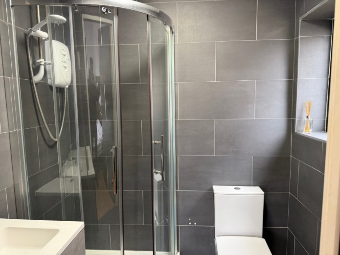 Van Gogh Court E14 3UY