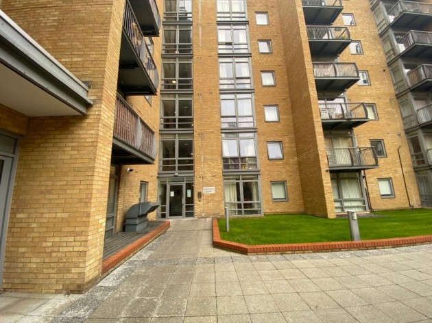 Millharbour, Canary Wharf,, London, E14 - Photo 7