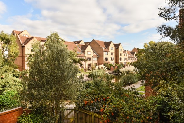 Amsterdam road, London E14, Isle Of Dogs, London, E14 - Photo 2