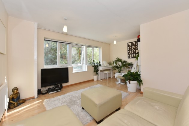 Amsterdam road, London E14, Isle Of Dogs, London, E14 - Photo 6